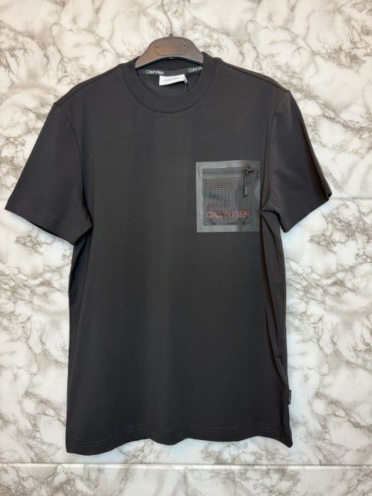 Tricou Calvin Klein Negru cu buzunar [1]