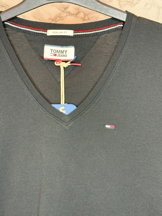 Tricou Tommy Hilfiger Jeans Negru, cu logo brodat- Calitate Premium [3]