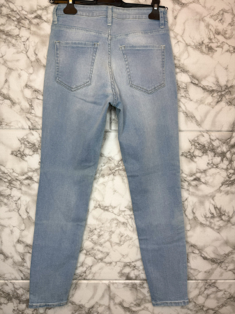 Blugi Guess Damă– logo distinctiv, colecție outlet. [3]