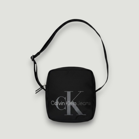 GENTI - Borsetă Bărbați Calvin Klein Jeans neagră- Outlet Original | BeNut Style