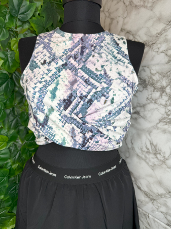 SPORT - Bustieră damă Guess original, logo distinctiv, colecție outlet.