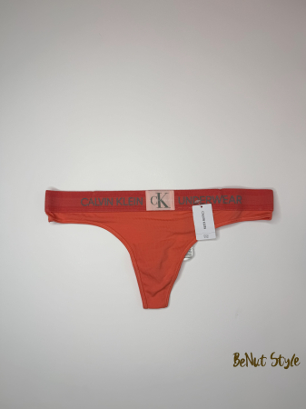 Chiloți Damă Calvin Klein – Model Tanga cu Logo-detalii logo, colecție outlet [1]