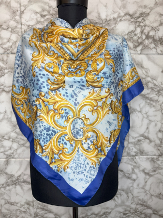 Eșarfă multicoloră Guess Damă- logo distinctiv, colecție outlet. [1]