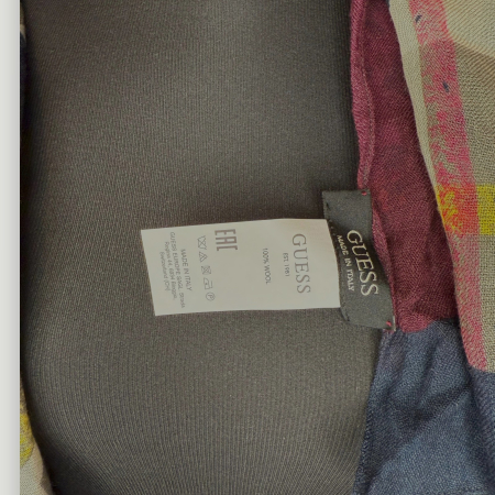 Eșarfă Guess Damă- logo distinctiv, colecție outlet. [1]