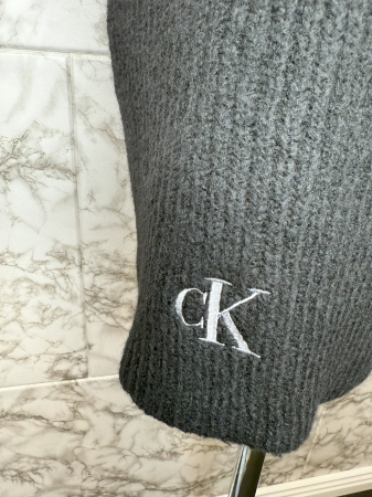 Fular Negru Calvin Klein Unisex- logo distinctiv, colecție outlet. [3]