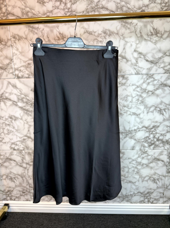 FUSTE - Fusta Lunga Guess Neagra, Marimea M