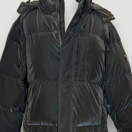 Geacă damă Guess – Design modern, calitate premium [3]