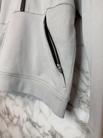 Hanorac Guess Copii – cu Glugă- logo distinctiv, colecție outlet. [2]