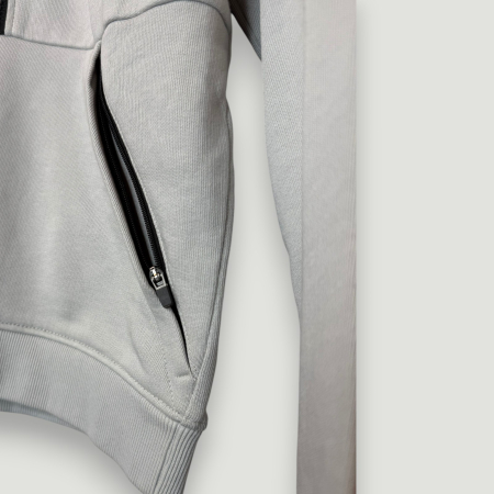 Hanorac Guess Copii – cu Glugă- logo distinctiv, colecție outlet. [1]