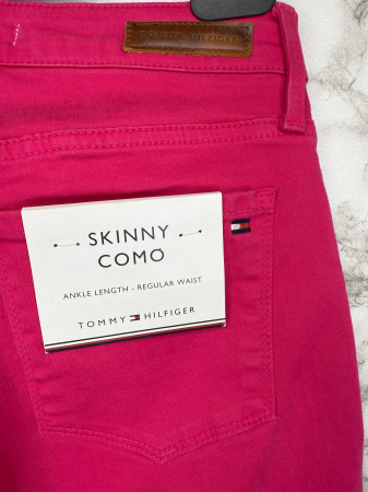 Pantaloni Tommy Hilfiger Damă– logo distinctiv, colecție outlet. [5]