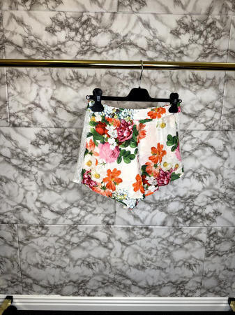 PANTALONI SCURȚI - Pantaloni Scurti Guess Florali, Marimea S