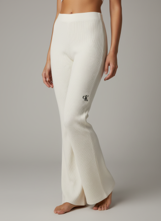 PANTALONI LUNGI - Pantaloni Sport Calvin Klein Damă – Lungi, Casual- logo distinctiv, colecție outlet.