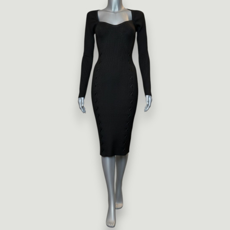 IMBRĂCĂMINTE DAMĂ - Rochie Premium Guess neagră mulată damă – elegantă și sexy- – logo distinctiv, colecție outlet.