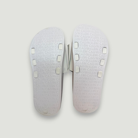 Șlapi Bărbați Calvin Klein – Alb cu Negru – logo distinctiv, colecție outlet. [1]