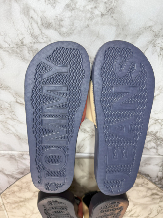 Șlapi Bărbați Tommy Jeans – Multicolor – logo distinctiv, colecție outlet. [1]