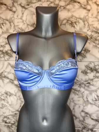 BLUZE - Sutien damă Guess original, logo distinctiv, colecție outlet