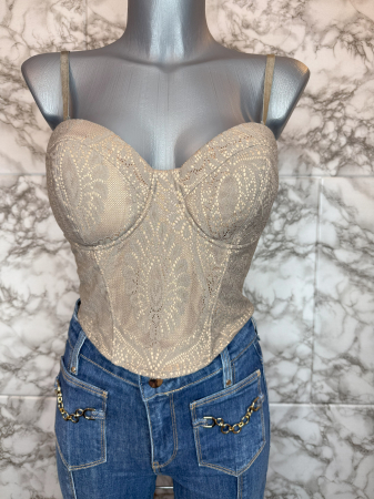 TOPURI - Top damă Guess original, logo distinctiv, colecție outlet