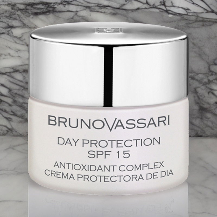 Crema de zi cu protectie solara, Day Protection SPF15, gama WHITE - 50 ml [4]