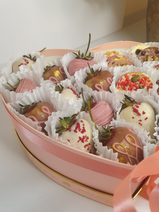 "Pink Heart" – Căpșuni în ciocolată [4]