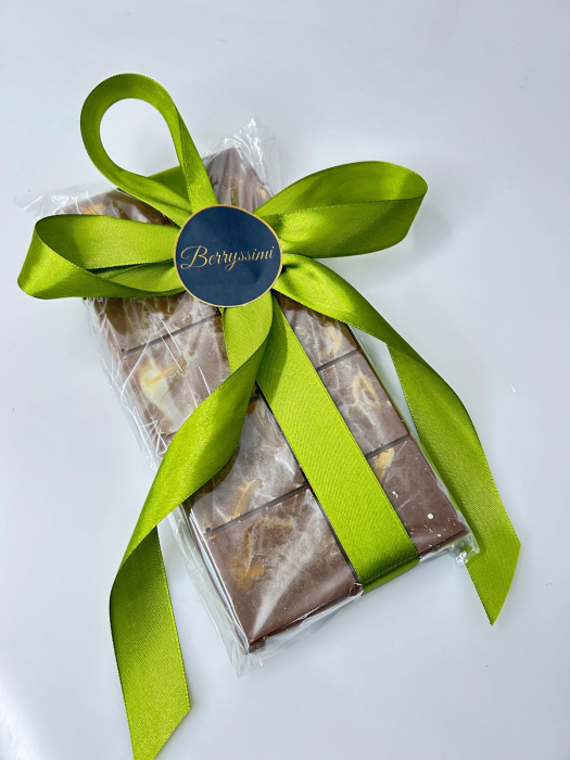 "Berryssimi" – Tabletă de ciocolată artizanală [1]