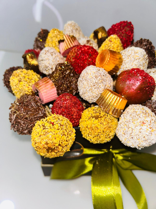 "Dulce Maestro" – Buchet căpșuni în ciocolată [2]