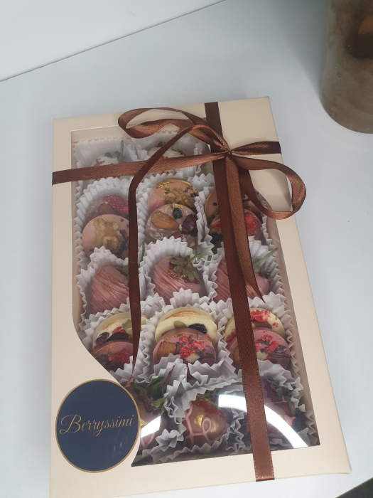 "Fine Chocolate" – Căpșuni în ciocolată [4]