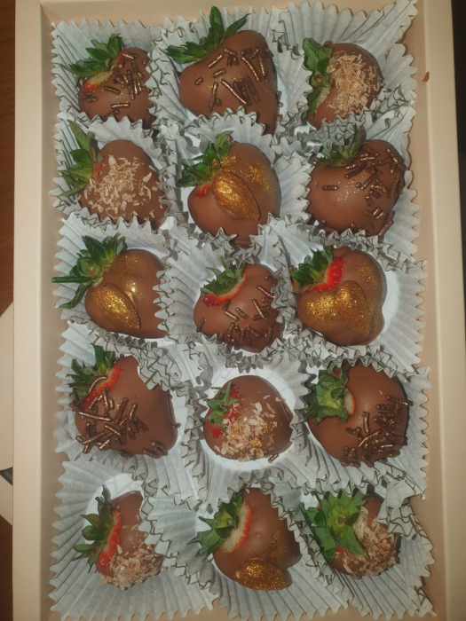 "All Chocolate" – Căpșuni în ciocolată [1]