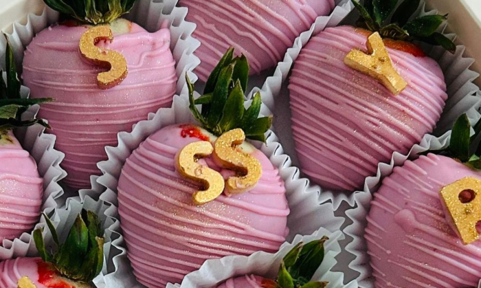 Strawberry Love Box [2]