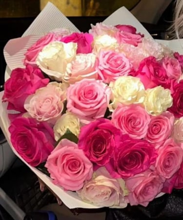 Buchete de Flori - "Fleur d’Amour" – Buchet de trandafiri