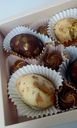 "Golden Elegance" – Delicii [2]