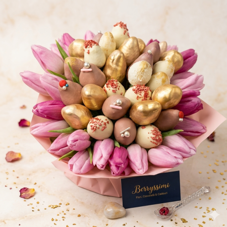 Capsuni in Ciocolata - Golden Tulip Charm-Buchet de capsuni in ciocolata belgiana si lalele naturale