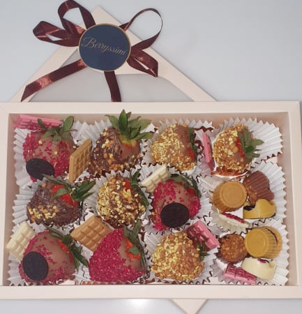 Capsuni in Ciocolata - "ChocoBerry Fantasy" – Căpșuni în ciocolată