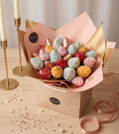 Buchete de Capsuni in Ciocolata - "Rainbow" – Buchet de căpșuni în ciocolată