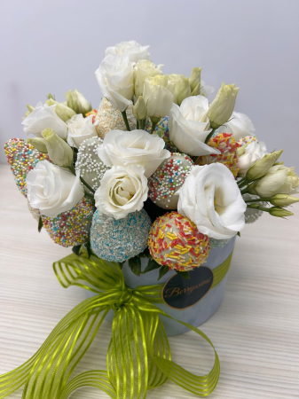 "Spring Touch" – Buchet de capsuni [2]