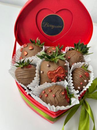 "Berryssimi Love Box" – Căpșuni în ciocolată [1]