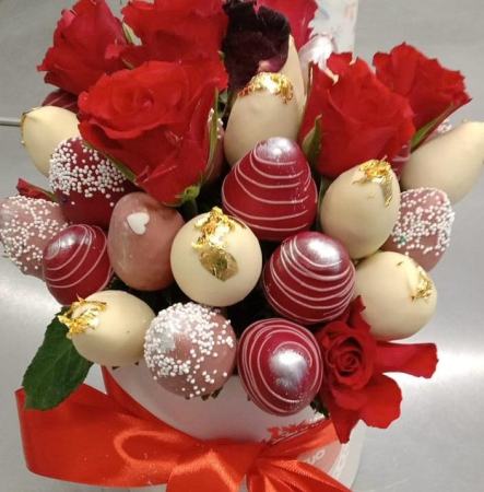 Buchete de Capsuni in Ciocolata - "Sweet Love Bouquet" – Buchet