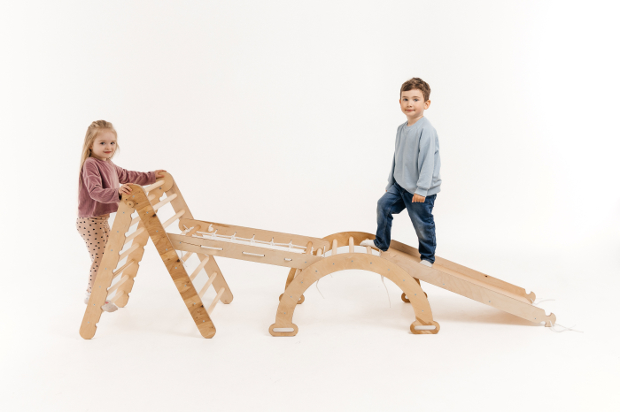 Set de cățărare Montessori 4în1: Triunghi Pikler + Arc/Balansoar + Tobogan/Rampă + Plasă de cățărare [6]