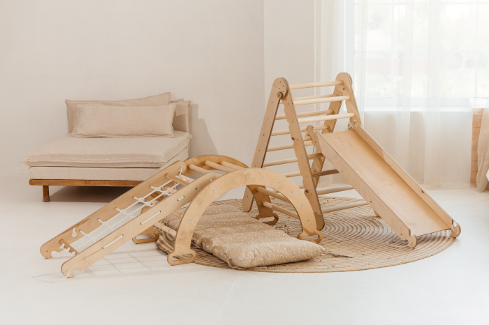 Set de cățărare Montessori 5în1: Triunghi Pikler + Arc/Balansoar + Tobogan/Rampă + Plasă de cățărare + Pernă [3]