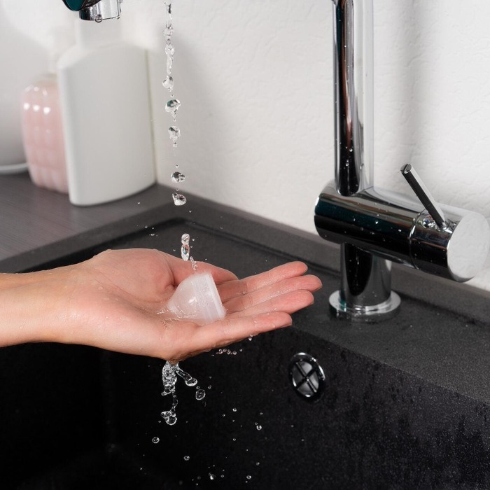 Aspirator nazal pentru bebelusi, cu adaptor pentru aspiratorul casnic, varf din silicon moale, sterilizabil la abur, saculet depozitare si 4 filtre, Reer 79149 [4]