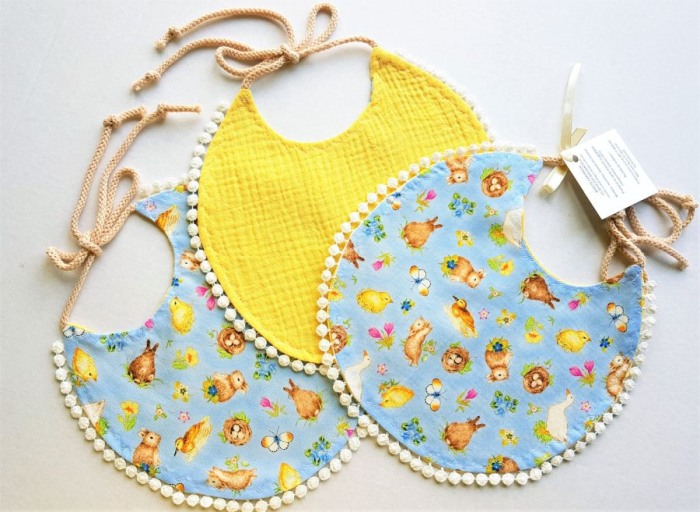 Baveta 2 fete - muselina, iepurasi - Papusile Vesele  Iepuri si rate [2]