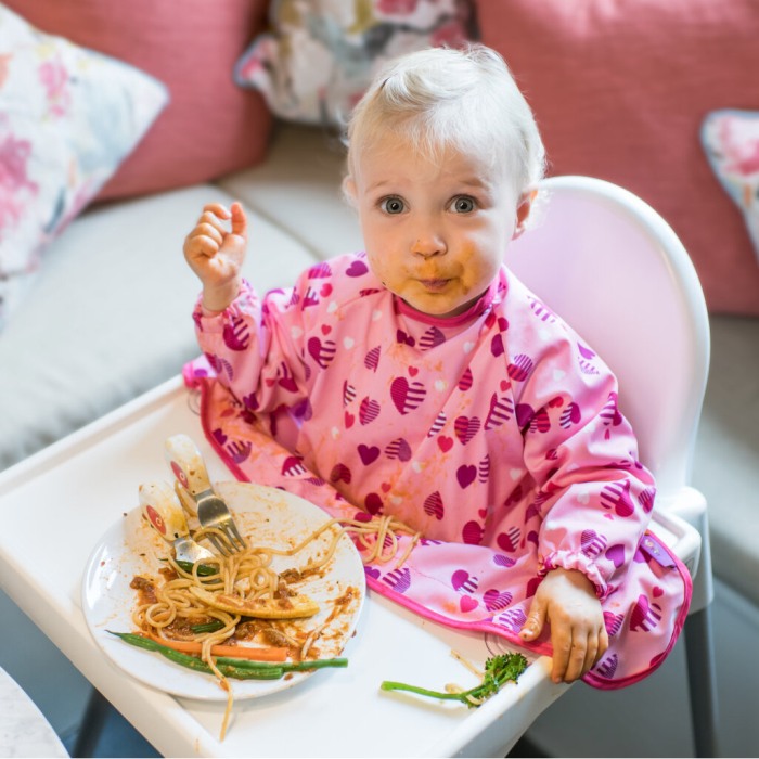 Baveta cu maneci si ventuze - Inimioare [3]