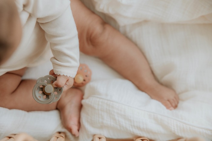 BIBS - Set 2 suzete Boheme Latex, tetina rotunda, 6 luni + [4]