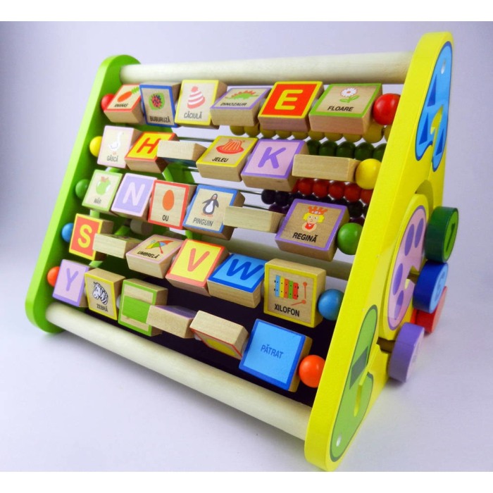 Centru de activitati - litere si imagini in romana [5]