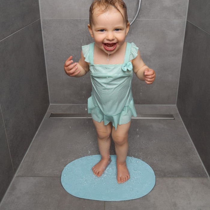 Covoras de baie antialunecare cu ventuze, din cauciuc natural, antibacterian, oval, 42 x 25 cm, albastru, MyHappyBath Mat, Reer 76023 [7]