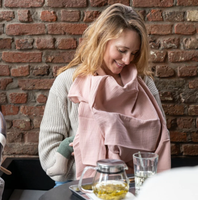 Doomoo - Esarfa pentru alaptat multifunctionala din bumbac organic Momâ€™n Play Pink [8]