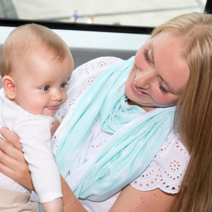 Esarfa pentru alaptare din bambus - Comfi-Love - Eggshell - CuddleCo. [9]