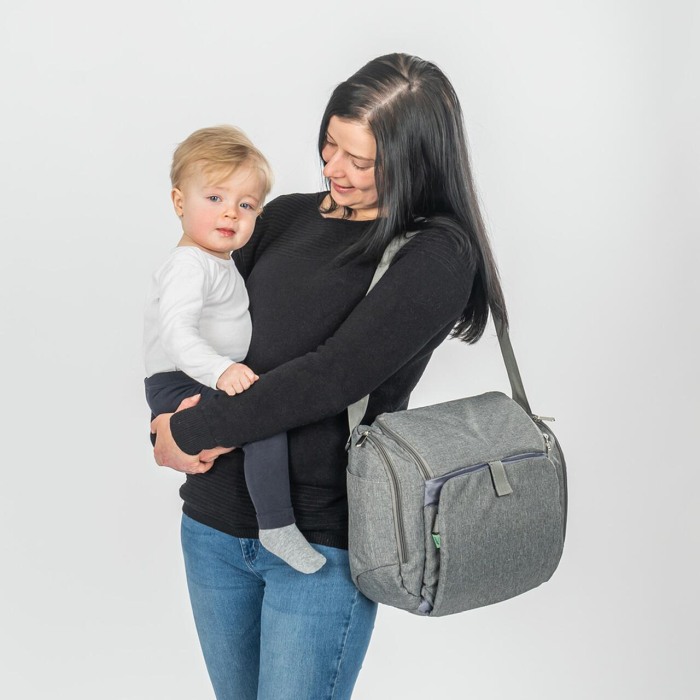 Inaltator de scaun pentru bebelusi 6-36 luni, transportabil, din plastic reciclat, Reer Growing Booster Seat 85041 [7]