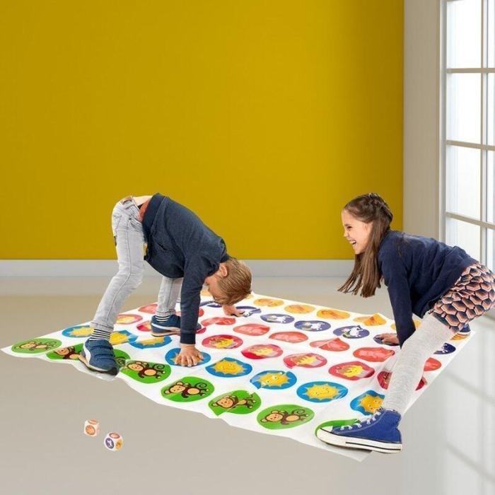 Joc - Cine ramane in picioare? [3]