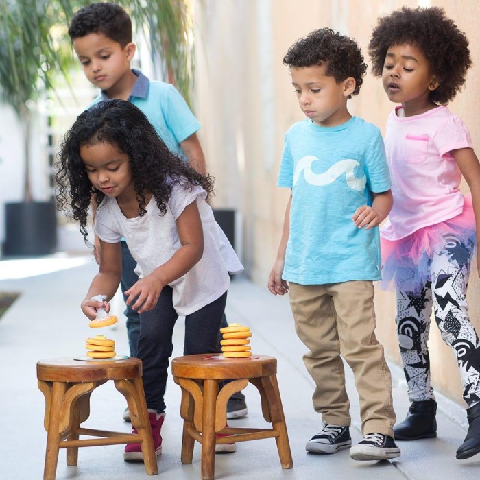 Joc stafeta - Intrecerea clatitelor [6]