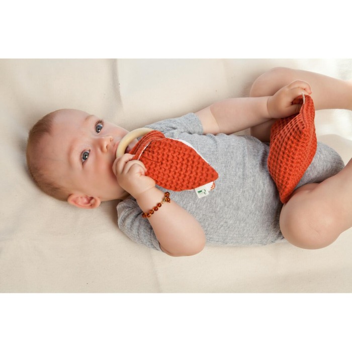 Jucarie organica cu inel de prindere din lemn si urechi din material textil, caramiziu, Gruenspecht 696-V2 [7]